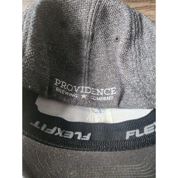FLEX FIT PROVIDENCE BREWING COMPANY ASTRO MUTT DOG SIZE SMALL MEDIUM GRAY‎ BEER - Picture 4 of 5